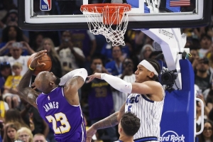 麦迪：希望班凯罗去学詹姆斯如何打低位 没人能防住前者的